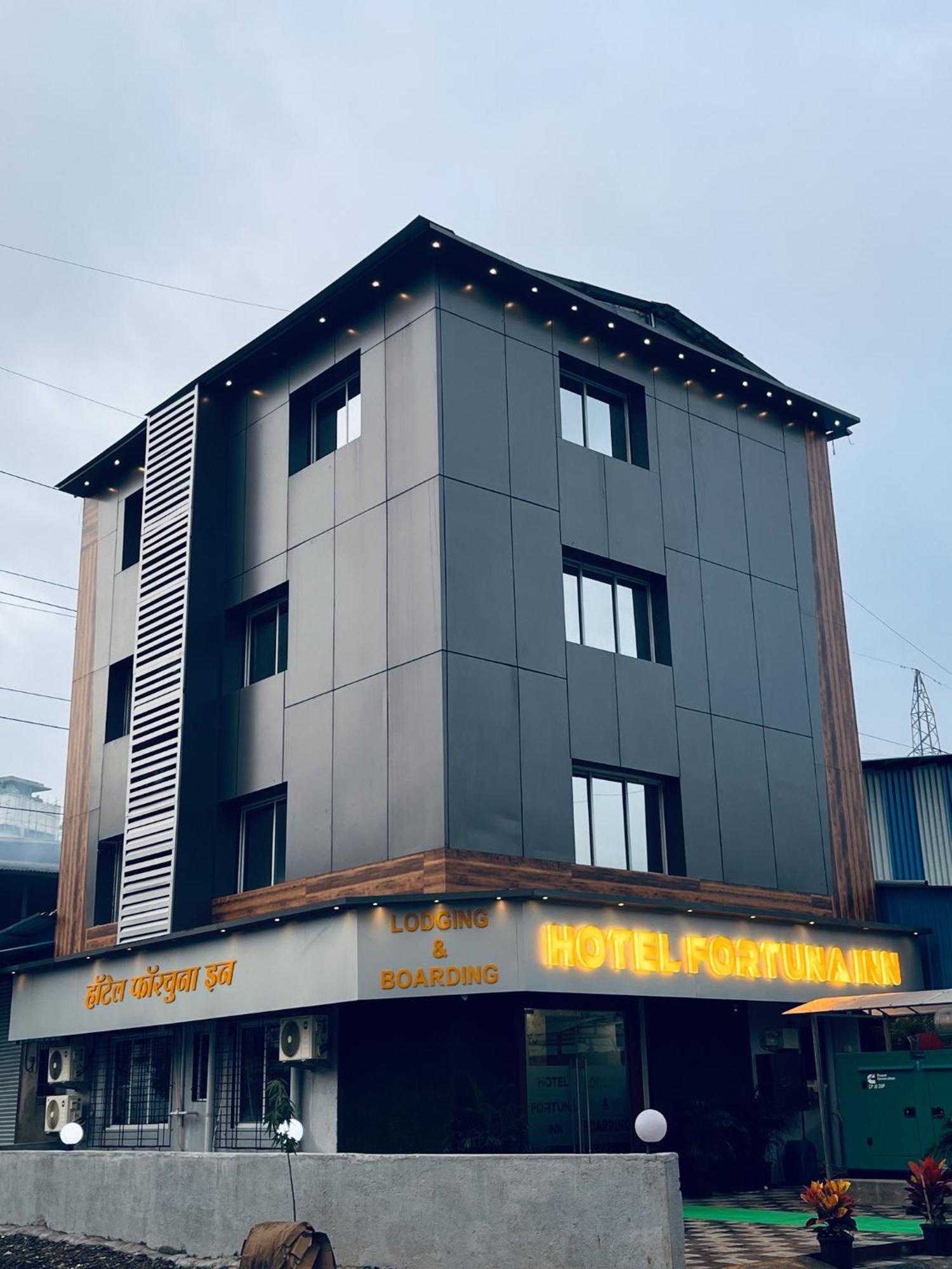 Fortuna Inn Manage By Sn Hospitality 나비뭄바이 외부 사진